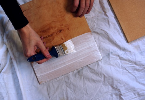 how-to-prime-a-board-3-first-coat